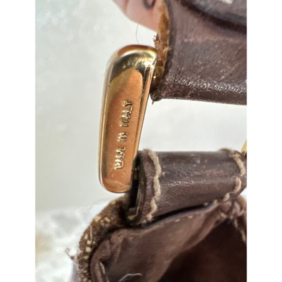 Vintage Mario Valentino Logo Printed brown Shoulder Bag gold hardware - Picture 9 of 16